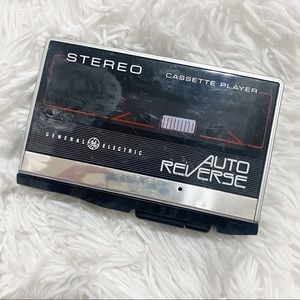 Vintage General Electric Cassette Player